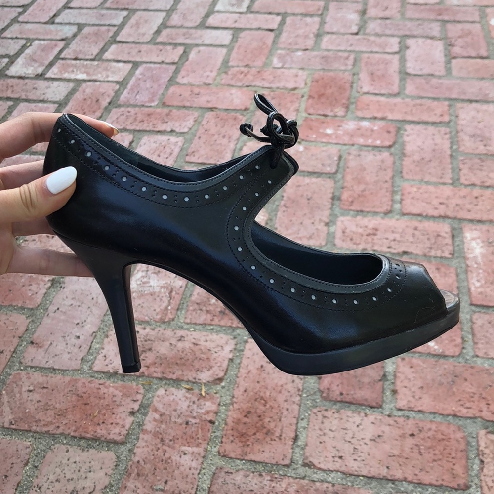 Bandalino open toe platform heel - ‘40s inspired
